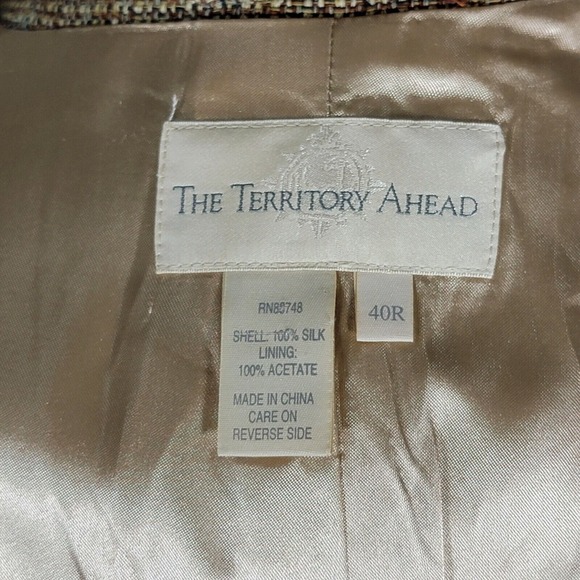 The Territory Ahead Men's Sport Coat Blazer Three Button Tan Brown 100% Silk 40R - Picture 14 of 15
